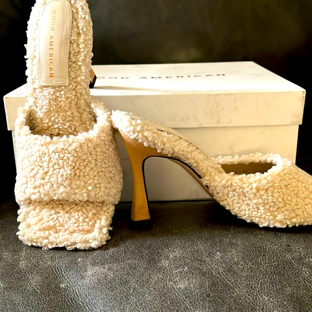 Good American Sherpa mules